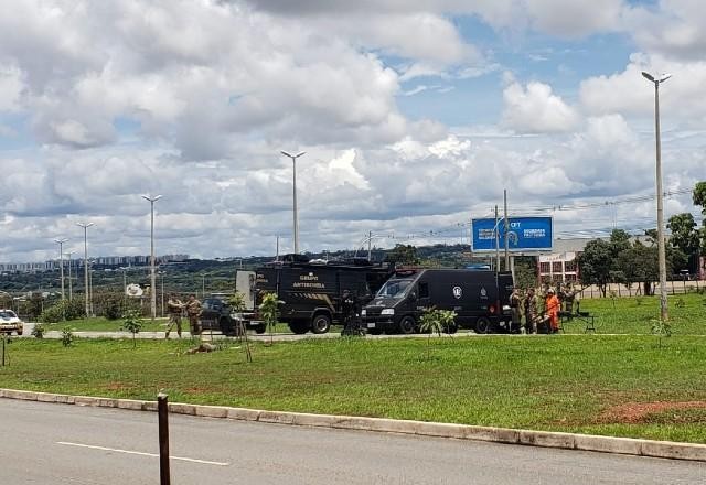 Bomba no DF: Polícia suspeita que explosão seria dentro do aeroporto