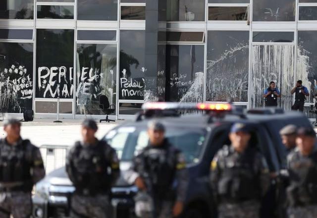 Imagem da noticia É preciso frear politização das forças de segurança, diz especialista