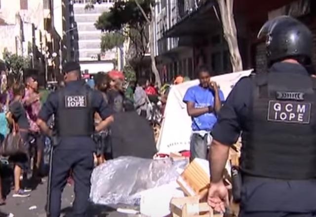 Imagem da noticia Polícia prende ex-GCMs suspeitos de integrar milícia que extorquiu R$ 3 milhões na Cracolândia
