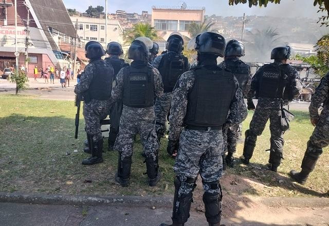Imagem da noticia Após morte de menina e adolescente, PM afasta comandante de Batalhão no Rio