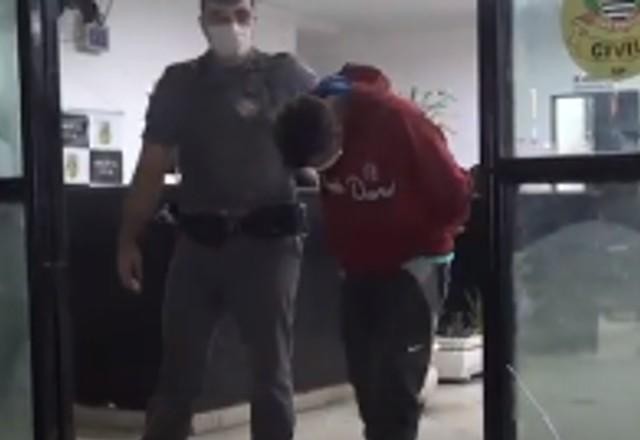 Imagem da noticia Motoboy é preso por roubar testes de covid