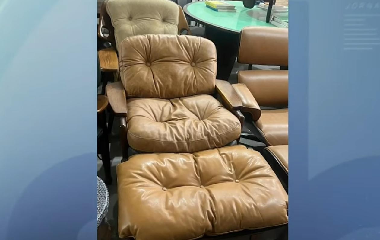 Imagem da noticia Cópias de móveis do designer Sergio Rodrigues são apreendidas no RJ