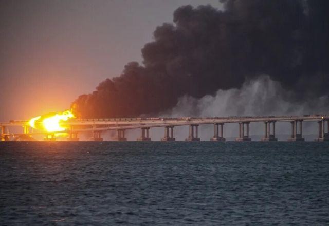 Imagem da noticia Rússia diz que prendeu responsáveis por destruir ponte na Crimeia