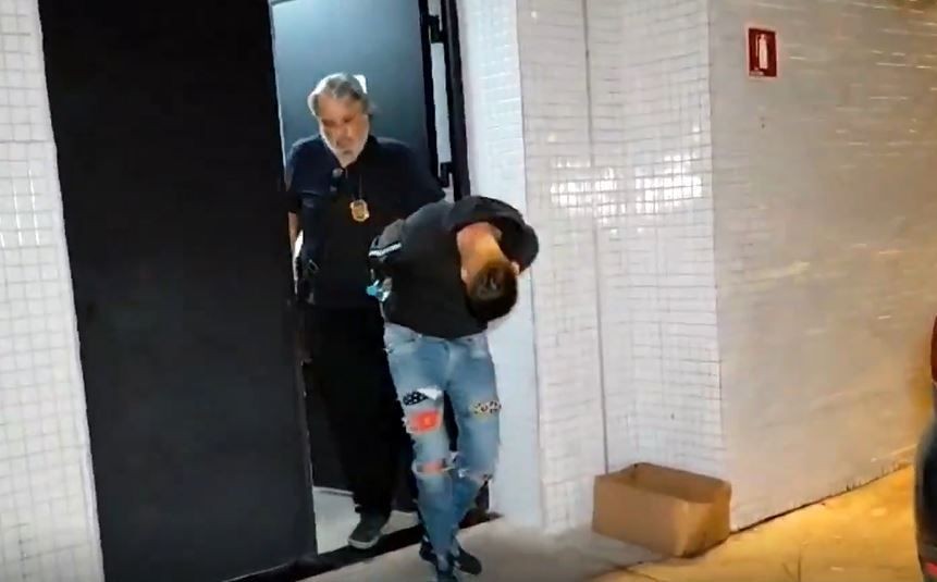 Imagem da noticia Português é preso com RG falso em SP e diz ser assassino procurado