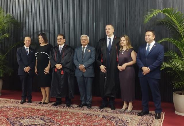 Imagem da noticia Floriano Marques Neto e André Ramos Tavares tomam posse como ministros do TSE