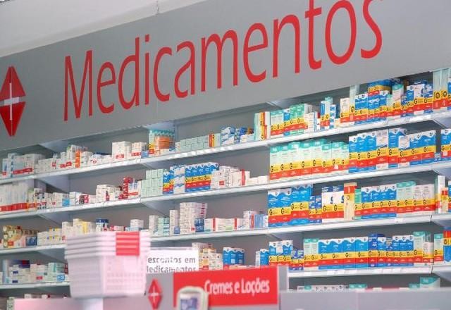 Imagem da noticia Falta de remédios faz população escolher tratamentos diferentes