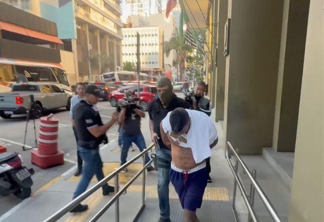 Imagem da noticia Polícia prende cinco suspeitos por morte de homem julgado pelo "tribunal do crime" em SP
