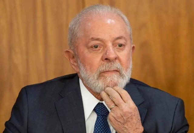 Imagem da noticia Lula sobre Musk: "Não é porque ele tem dinheiro que pode fazer o que quiser"