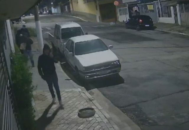 Imagem da noticia Quadrilha invade casa e agride casal de idosos em São Paulo 