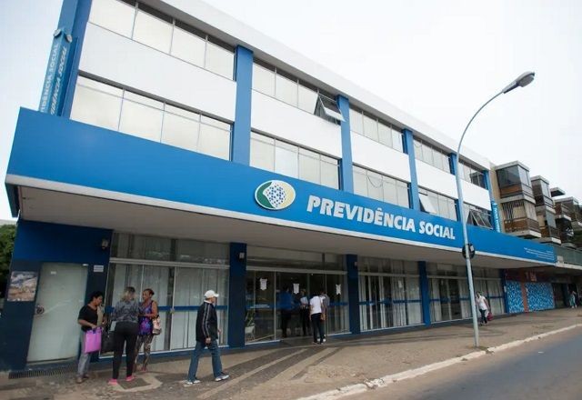 Imagem da noticia Benefícios do INSS com valor acima de um salário mínimo terão reajuste de 3,71% em 2024