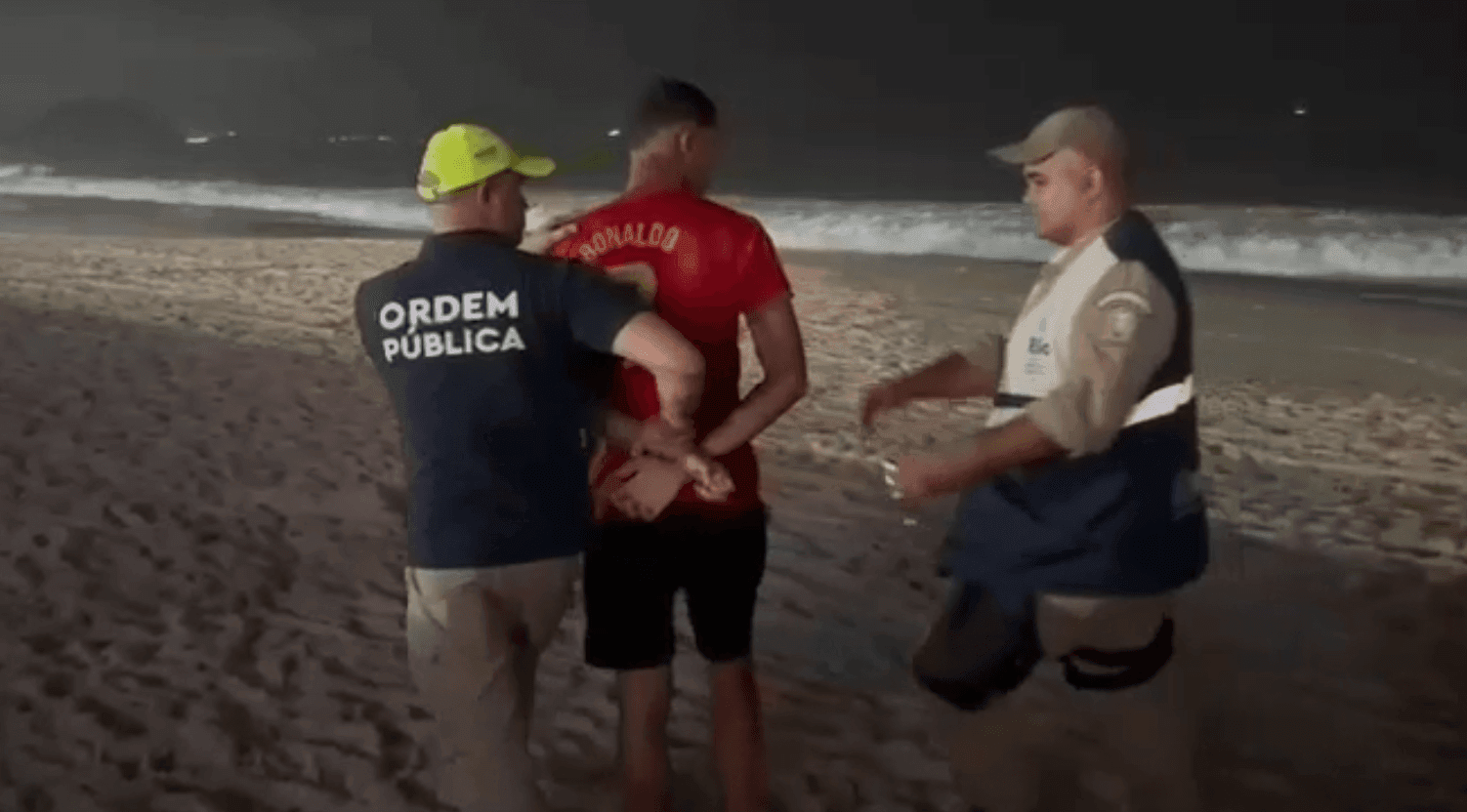 Imagem da noticia Megashow da Shakira: operação desfaz acampamentos e prende vendedor por extorsão 
