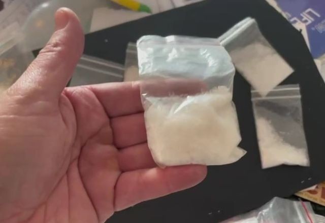 Imagem da noticia Operação em SP prende 20 envolvidos na produção de metanfetamina no Brasil