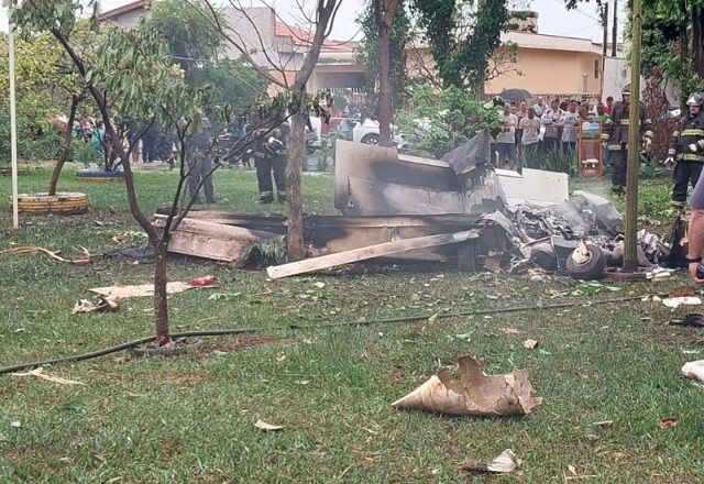 Imagem da noticia Queda de avião monomotor deixa cinco mortos