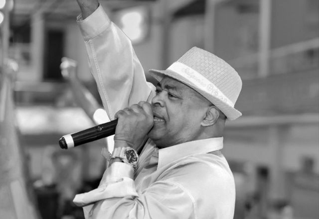 Imagem da noticia Cantor Quinho do Salgueiro, intérprete do carnaval do Rio, morre aos 66 anos