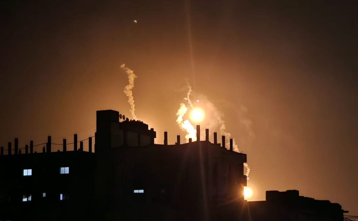 Imagem da noticia Ataques aéreos de Israel deixam pelo menos 35 mortos em Rafah, no sul da Faixa de Gaza