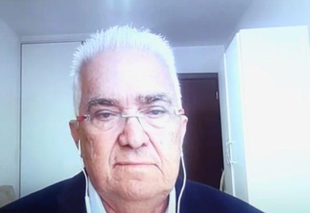 Imagem da noticia "Não tem erro", afirma Raul Velloso sobre gastos sociais fora do teto