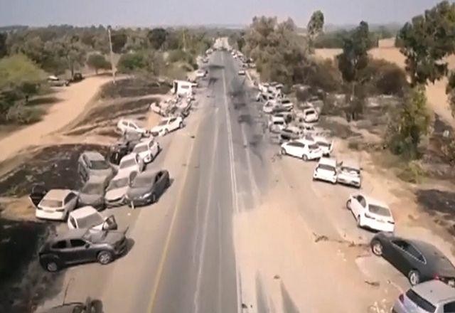 Imagem da noticia SBT News na TV: Brasileiro que estava em rave atacada pelo Hamas, em Israel, é encontrado morto