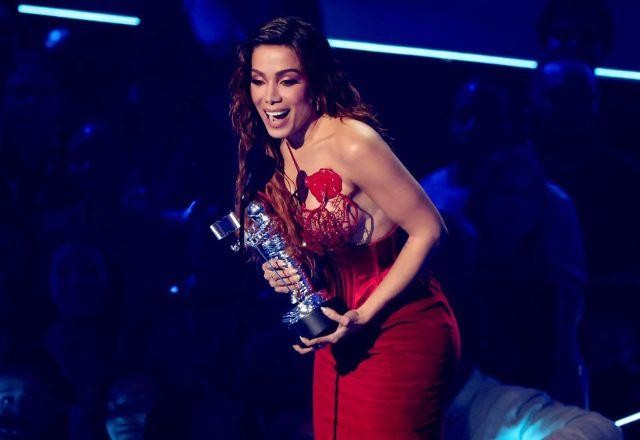 Anitta vence prêmio de melhor clipe de música latina no VMA 2022