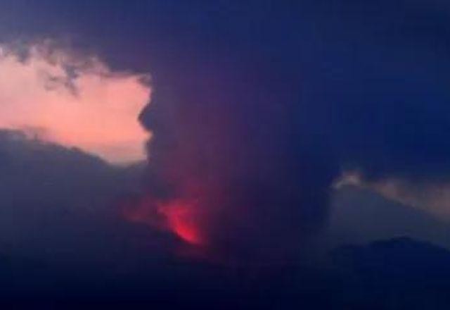 Imagem da noticia Japão: vulcão Sakurajima entra em erupção e provoca alerta máximo