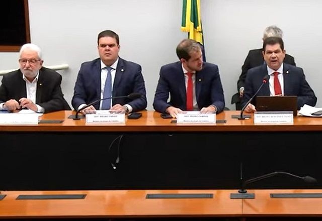 Imagem da noticia Grupo que analisará segundo projeto de regulamentação da reforma tributária é instalado na Câmara