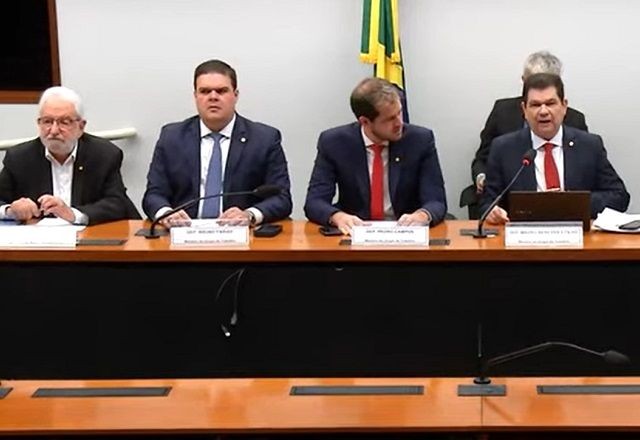 Grupo que analisará segundo projeto de regulamentação da reforma tributária é instalado na Câmara