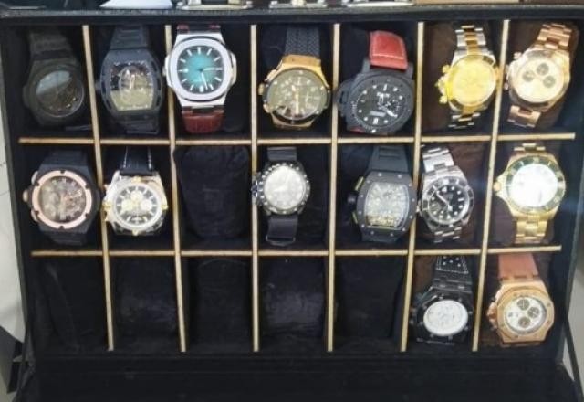 Polícia apreende 80 relógios de luxo em SP; valor supera R$ 4 milhões