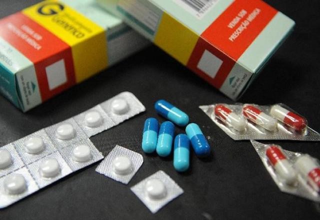 Imagem da noticia Texto da reforma tributária prevê lista com 383 medicamentos que terão impostos zerados