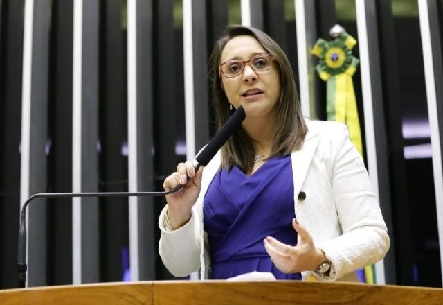 Imagem da noticia Podemos e PSC anunciam fusão; partido terá 18 deputados e 7 senadores