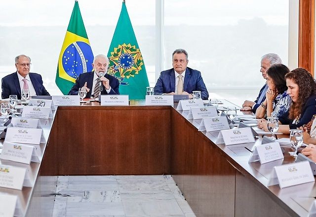 Imagem da noticia "Não podemos perder uma guerra para garimpo ilegal", diz Lula