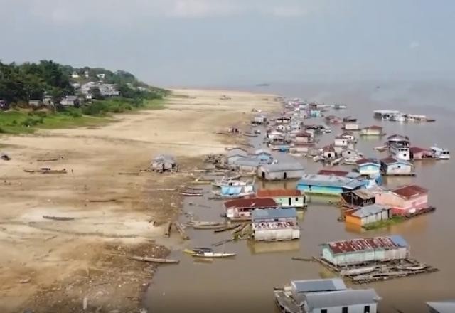 Imagem da noticia Rio Negro baixa 75 centímetros em três dias e preocupa governo do Amazonas