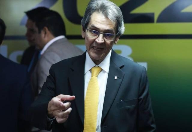 Imagem da noticia PTB descobre a prisão de Roberto Jefferson pela imprensa