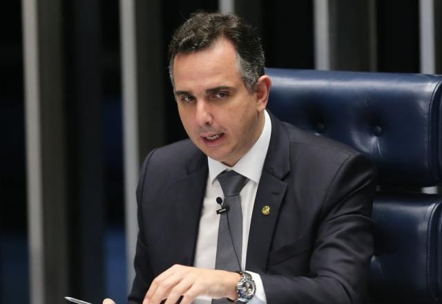 Imagem da noticia Pacheco apresenta PEC que criminaliza posse de qualquer quantidade de drogas