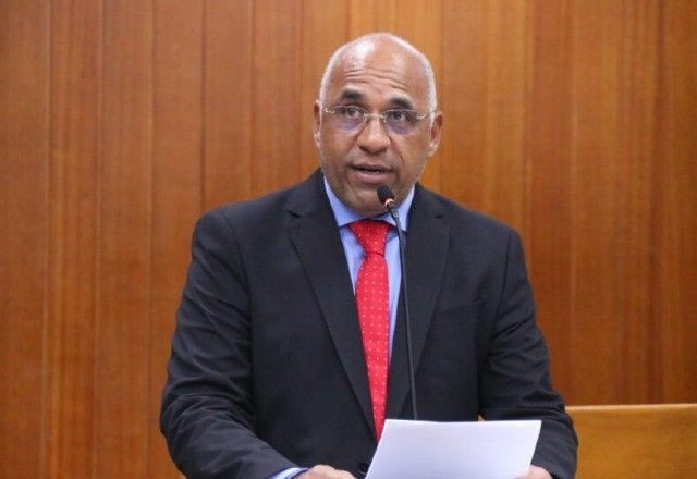 Imagem da noticia Prefeito de Goiânia volta atrás após exonerar cerca de dois mil funcionários públicos