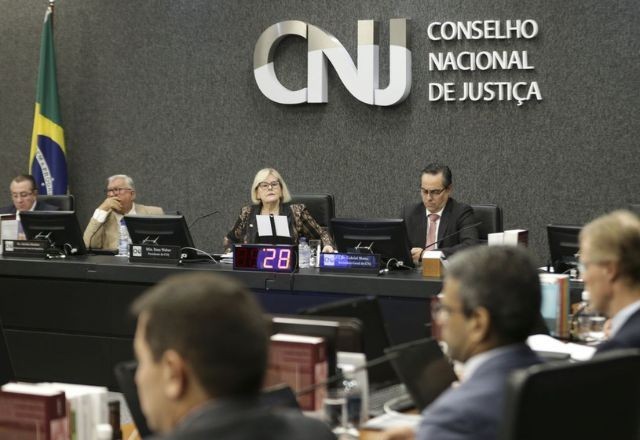 TJ-SP terá concurso inédito só de mulheres para cumprir regra do CNJ