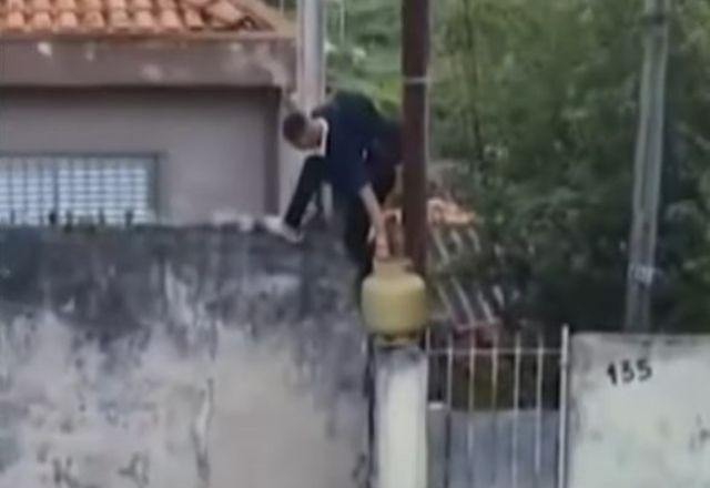 Imagem da noticia Criminosos roubam botijão de gás, lavadora e fogem de bicicleta