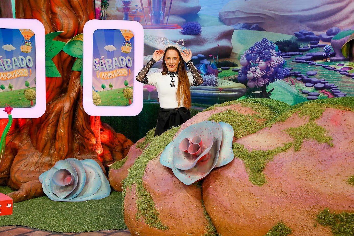Imagem da noticia Silvia Abravanel celebra o Dia do Mágico com manhã de mistérios no "Sábado Animado"