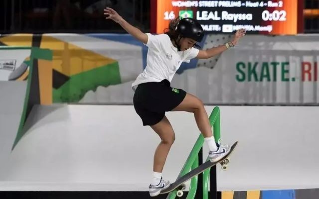 Imagem da noticia Rayssa Leal desbanca 7 japonesas e é campeã mundial de skate street