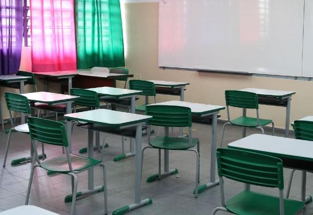 Imagem da noticia Alta da inflação e do custo de vida leva pais a trocarem filhos de escola