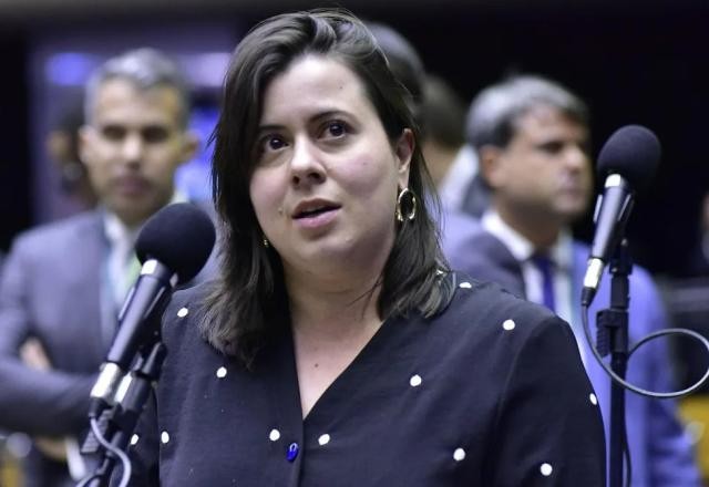 Imagem da noticia Deputadas pedem devolução de projeto sobre aborto por inconstitucionalidade