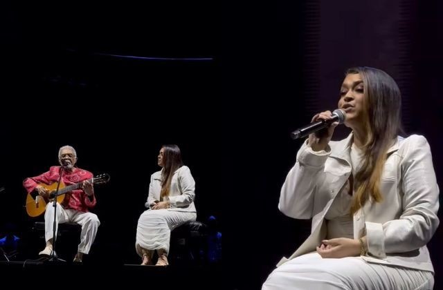 Imagem da noticia Preta Gil emociona pai e plateia ao aparecer em show de Gilberto Gil