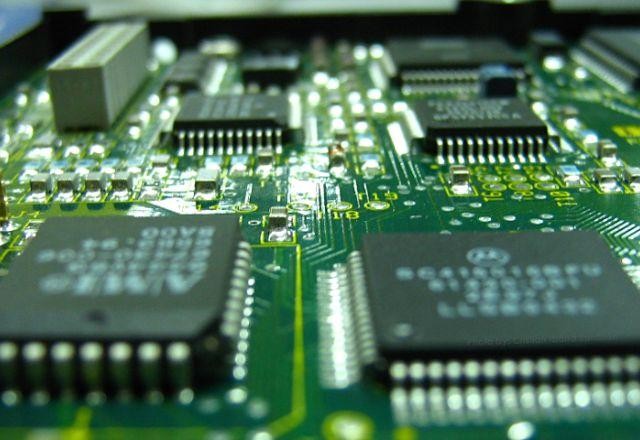 Imagem da noticia Falta de semicondutores prejudica produção da Indústria no Brasil
