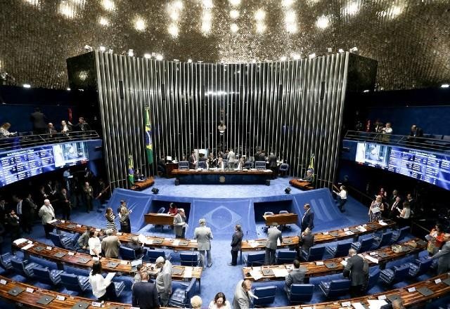 Imagem da noticia Senado aprova aumento de pena para injúria racial em eventos esportivos