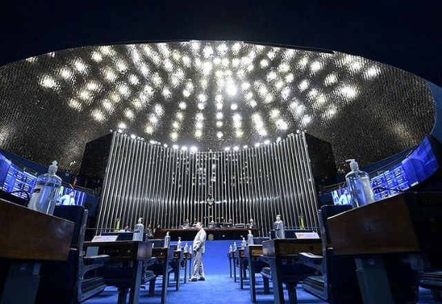 Imagem da noticia Senado aprova prioridade no atendimento a vítimas de violência doméstica