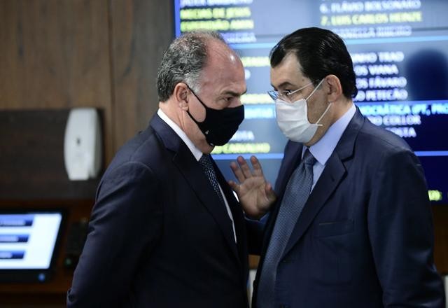 Imagem da noticia Auxílio: relator ainda não tem apoio do PSD e do MDB para PEC