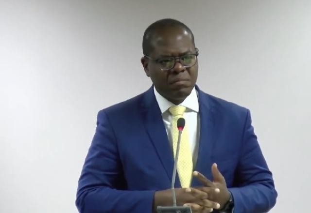 Imagem da noticia "Sou um homem inocente", afirma ex-ministro Silvio Almeida contra acusação de importunação sexual