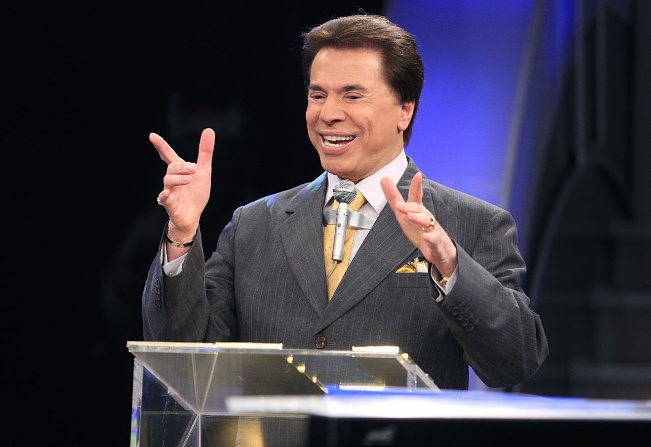 Imagem da noticia SBT News na TV: corpo de Silvio Santos é sepultado em cerimônia reservada em São Paulo