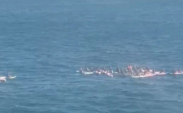 Imagem da noticia Prefeitura do Rio vai impor novas regras à prática do stand-up paddle após resgate no Leme