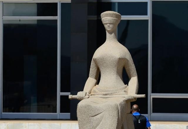 Imagem da noticia STF confirma por unanimidade decisão que determina desbloqueio de rodovias