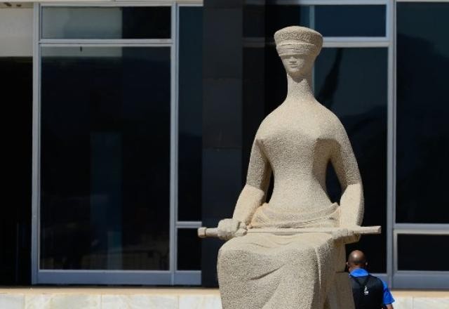 Imagem da noticia Decisão do STF que descriminalizou consumo de maconha já está valendo
