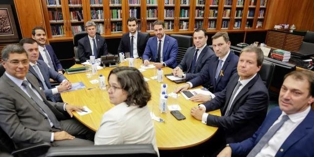 Imagem da noticia Sem acordo sobre dívida, RS apresenta pedidos de R$ 2,2 bilhões à União